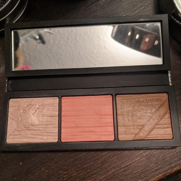 MAC Cosmetics Other - MAC holiday face palette